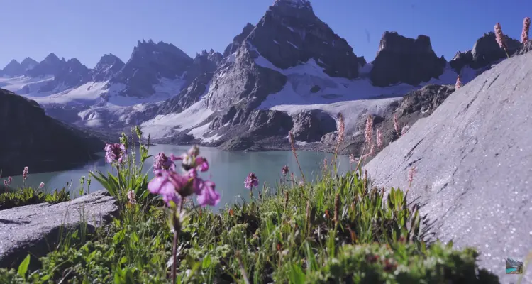 Chitta katha lake