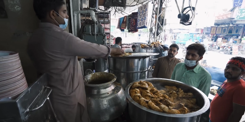 Famous Food in Faisalabad