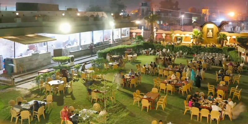 Introduction to Faisalabad’s Food Scene