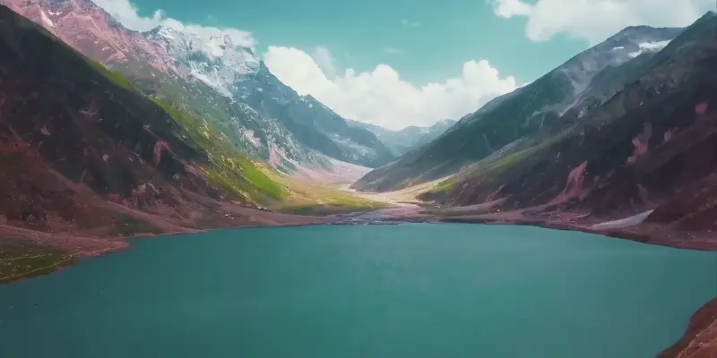 Saif-ul-Malook Lake