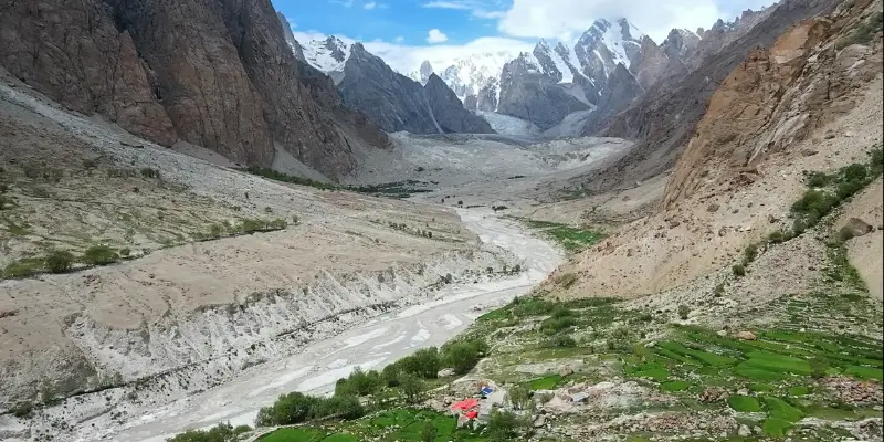 Siachen Glacier – The Coldest Place in Pakistan
